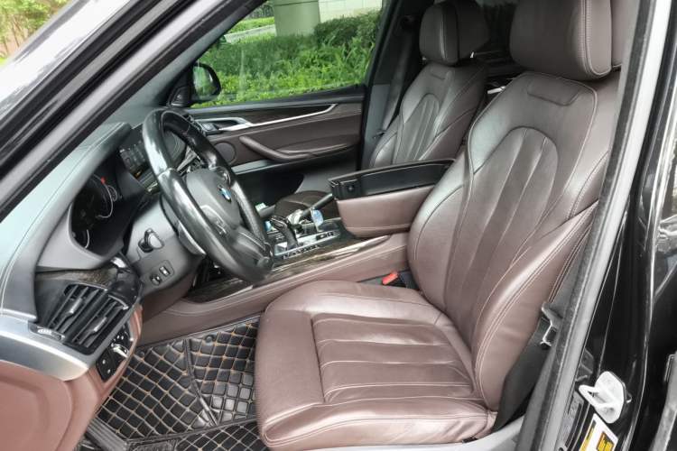 Used BMW X5  Left Front Seat