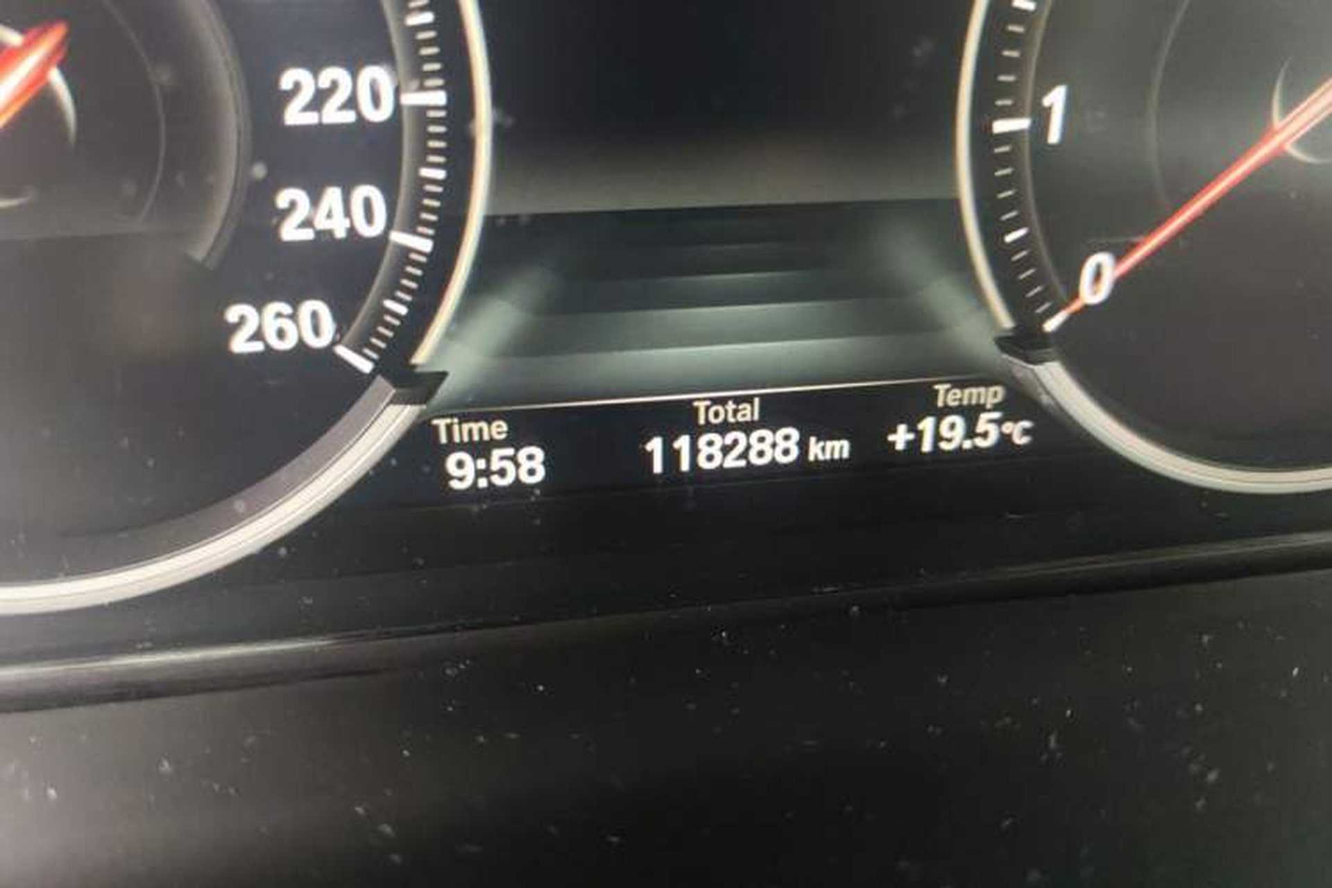Used BMW X5 2016 xDrive35i Base Model Middle East Odometer Close Up