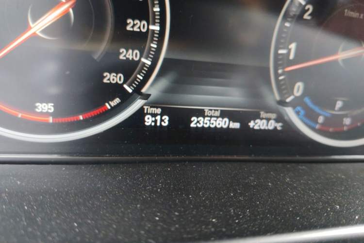 Used BMW X5  Odometer Close Up