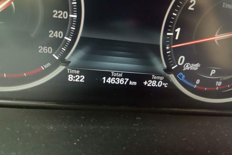 Used BMW X5 2016 xDrive35i parallel import Odometer Close Up