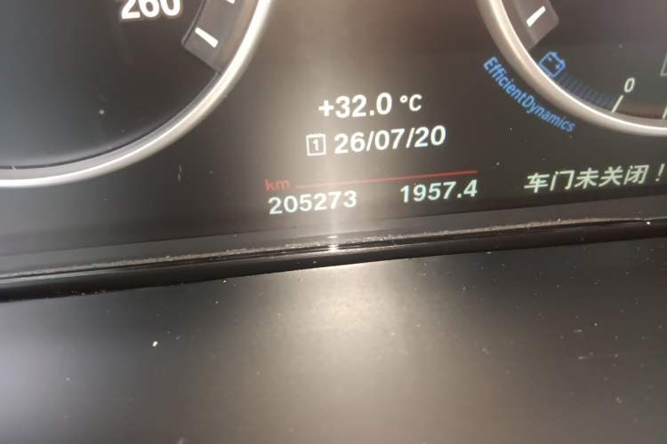 Used BMW X5 2016 xDrive35i parallel import Odometer Close Up