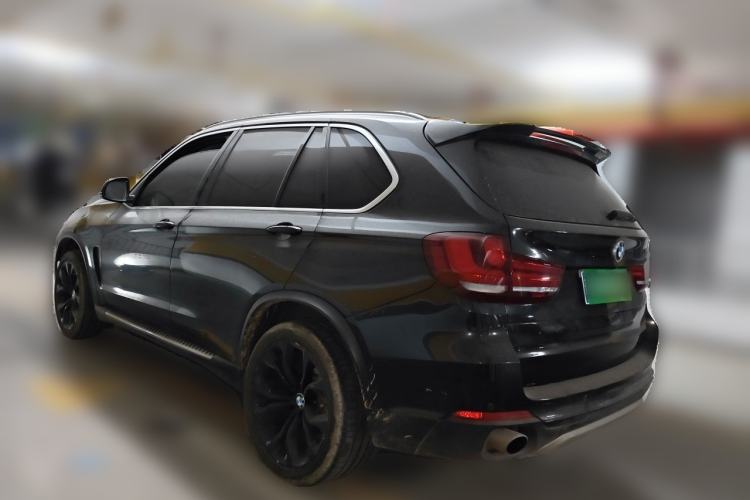 Used BMW X5  Rear Left 45 Deg