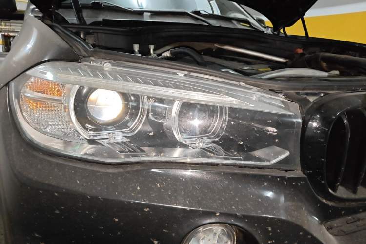 Used BMW X5  Right Front Headlight
