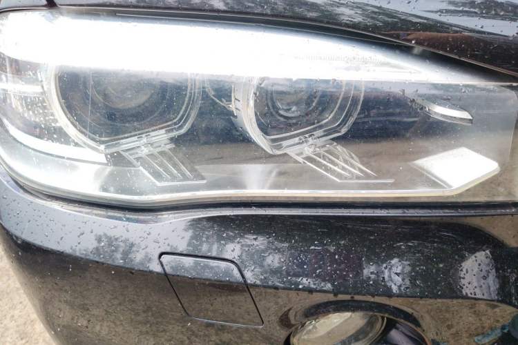 Used BMW X5  Right Front Headlight