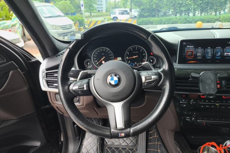 Used BMW X5  Steering Wheel