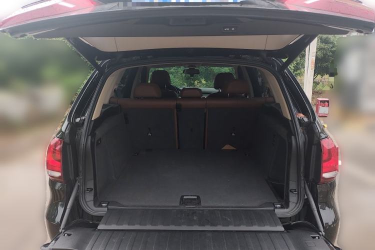 Used BMW X5 2016 xDrive35i Base Model Middle East Trunk