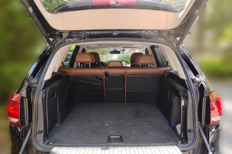 Used BMW X5 2016 xDrive35i parallel import Trunk