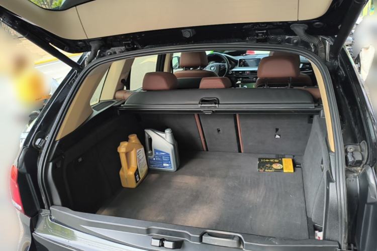 Used BMW X5 2016 xDrive35i parallel import Trunk