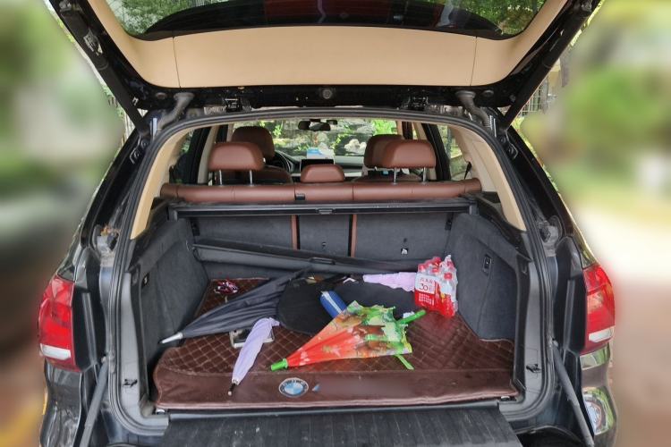 Used BMW X5 2016 xDrive35i parallel import Trunk