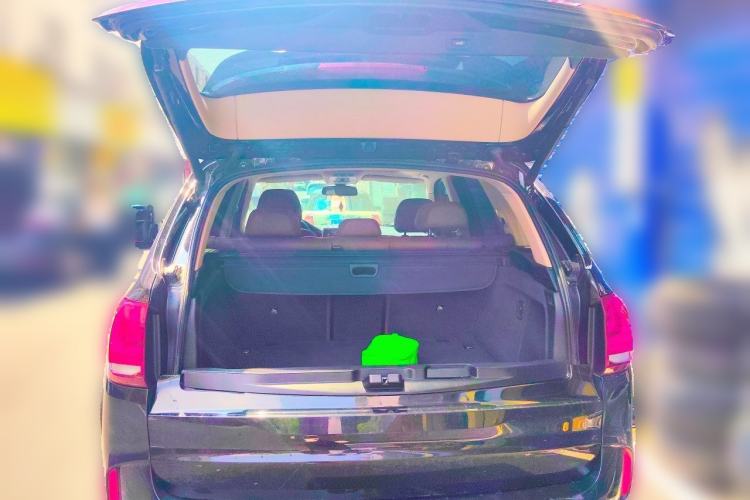 Used BMW X5  Trunk