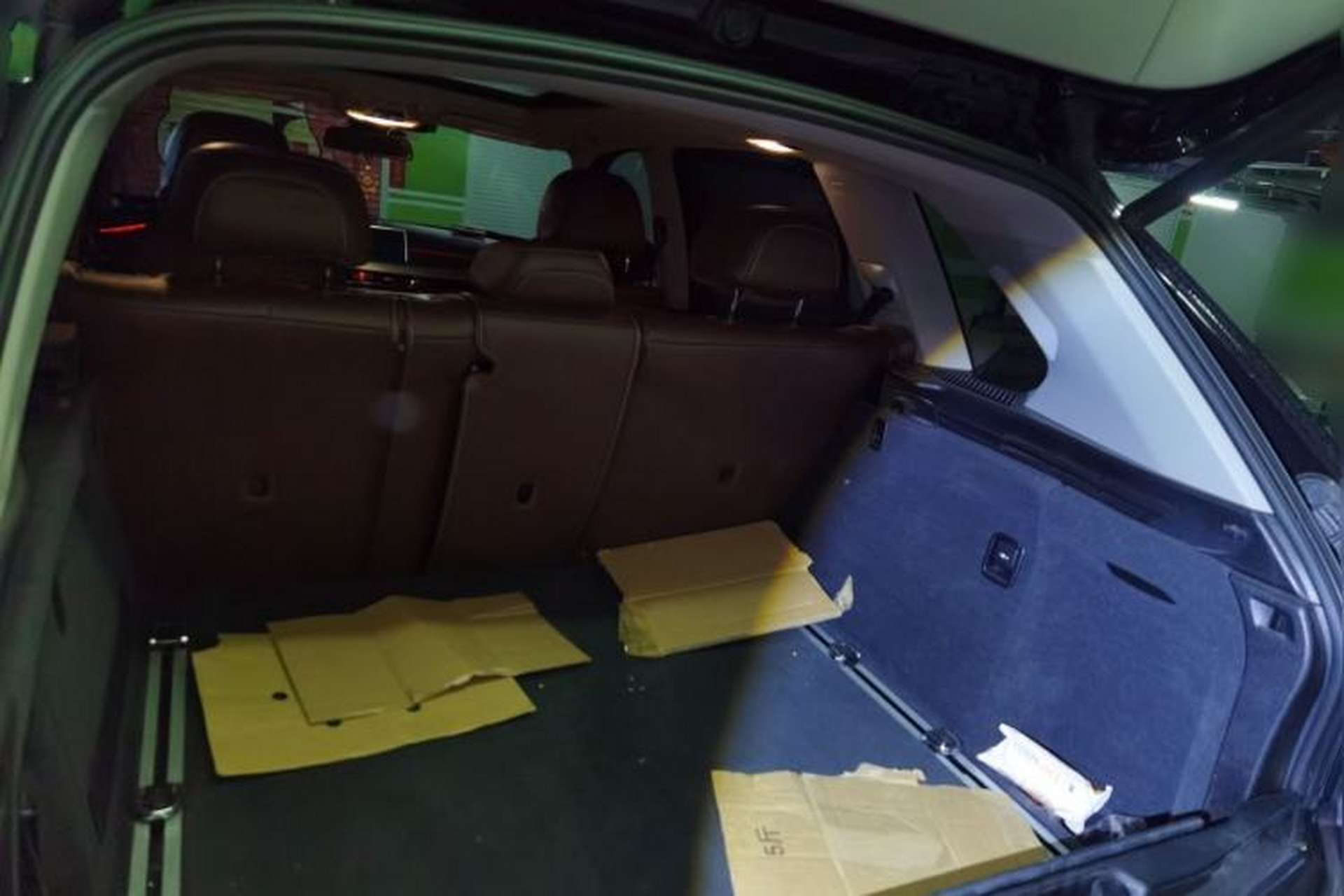 Used BMW X5 2016 xDrive35i parallel import Trunk