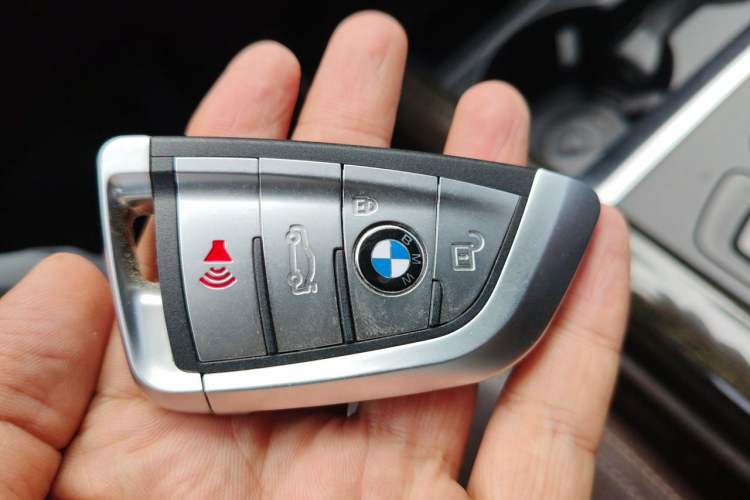 Used BMW X5  Vehicle Key