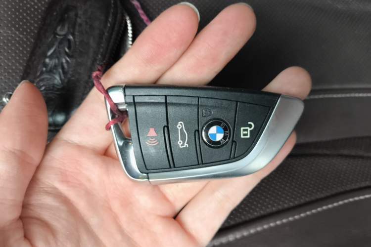 Used BMW X5  Vehicle Key