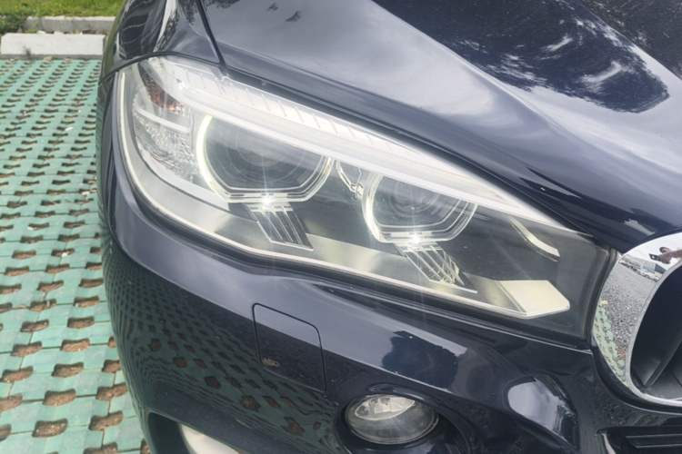 Used BMW X5  Right Front Headlight