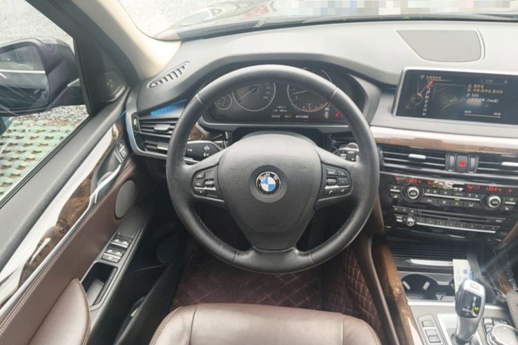 Used BMW X5  Steering Wheel