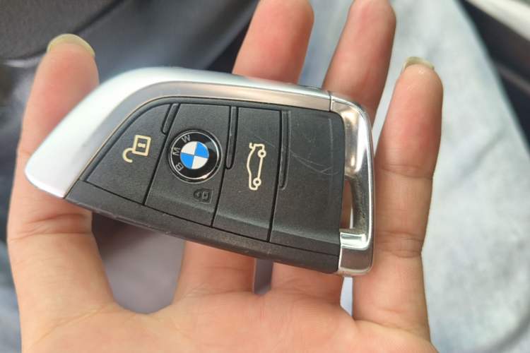 Used BMW X5  Vehicle Key