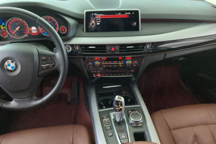 Used BMW X5 2016 xDrive35i Base Model Middle East Audio And AC Panel