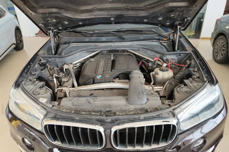 Used BMW X5 2016 xDrive35i Base Model Middle East Engine Bay