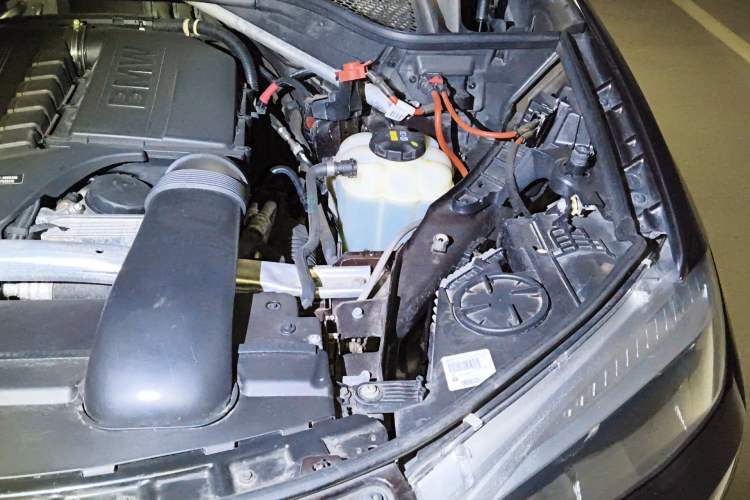 Used BMW X5 2016 xDrive35i parallel import Engine Bay Left
