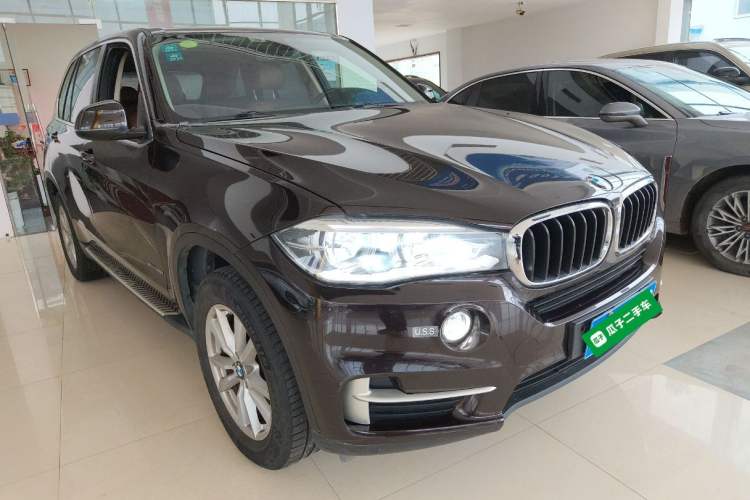 Used BMW X5 2016 xDrive35i Base Model Middle East Exterior 1
