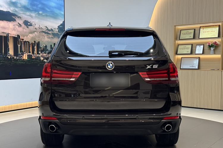 Used BMW X5 2016 xDrive35i Base Model Middle East Exterior 1