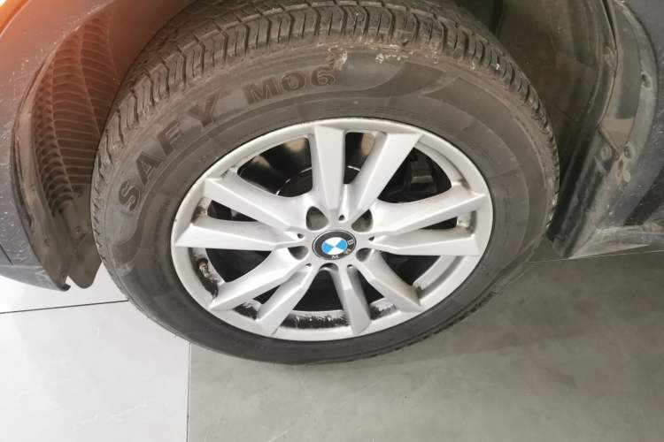 Used BMW X5 2016 xDrive35i parallel import Exterior 4