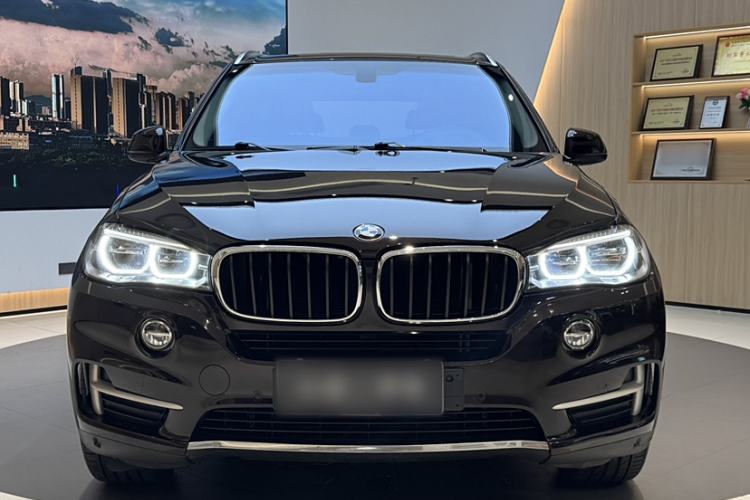 Used BMW X5 2016 xDrive35i Base Model Middle East Exterior 8