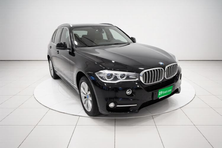 Used BMW X5 2016 xDrive35i parallel import Front Right 45 Deg