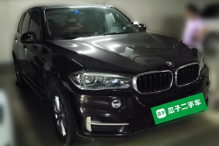 Used BMW X5 2016 xDrive35i parallel import Front Right 45 Deg