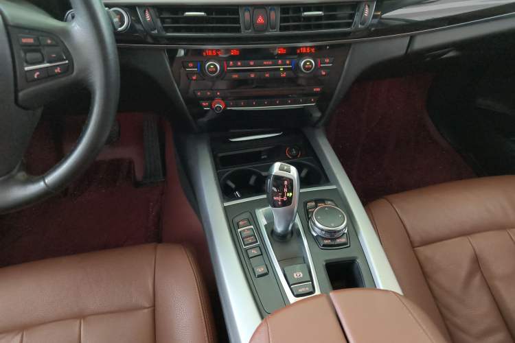 Used BMW X5 2016 xDrive35i Base Model Middle East Gear Lever