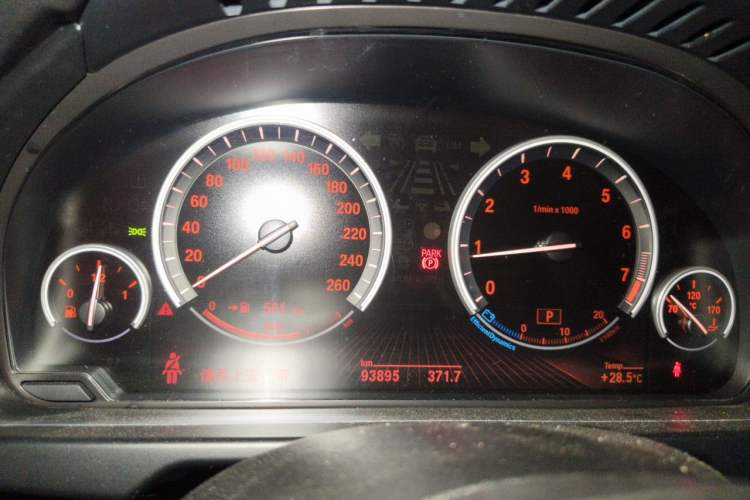 Used BMW X5  Instrument Cluster