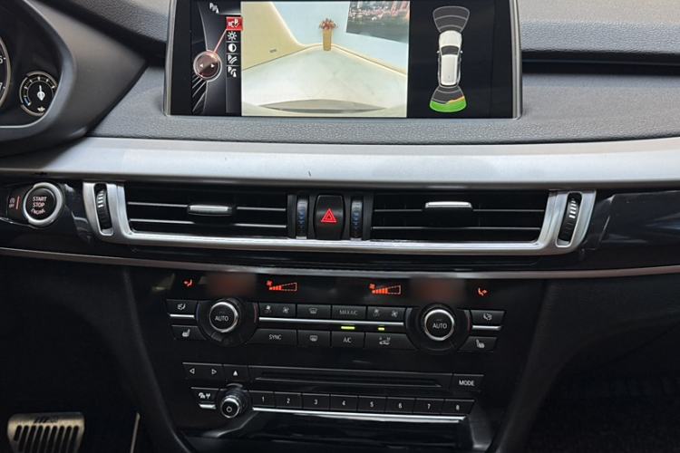 Used BMW X5 2016 xDrive35i Base Model Middle East Interior 1