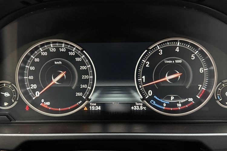 Used BMW X5 2016 xDrive35i Base Model Middle East Interior 6