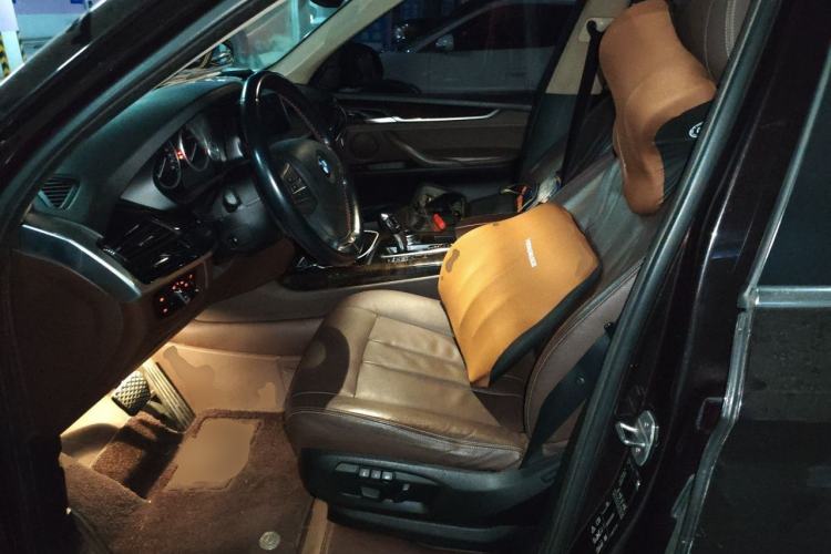 Used BMW X5  Left Front Seat