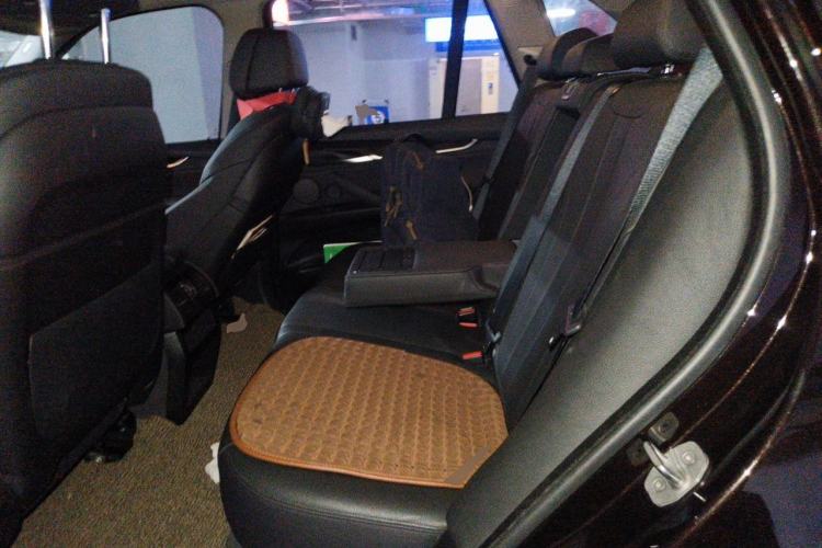 Used BMW X5  Left Rear Seat