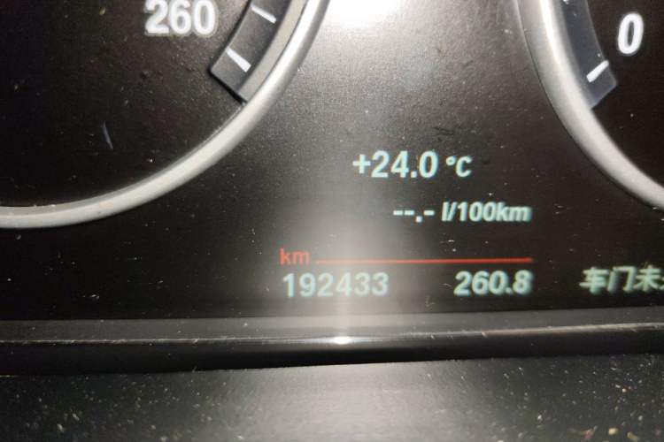 Used BMW X5  Odometer Close Up