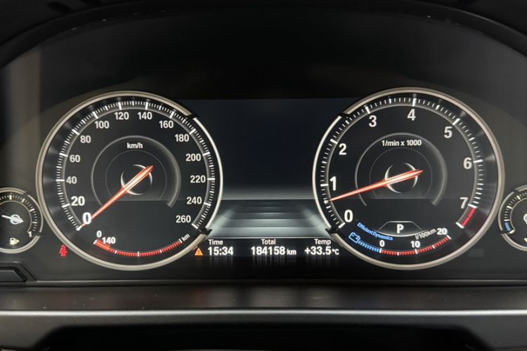 Used BMW X5 2016 xDrive35i Base Model Middle East Odometer Close Up