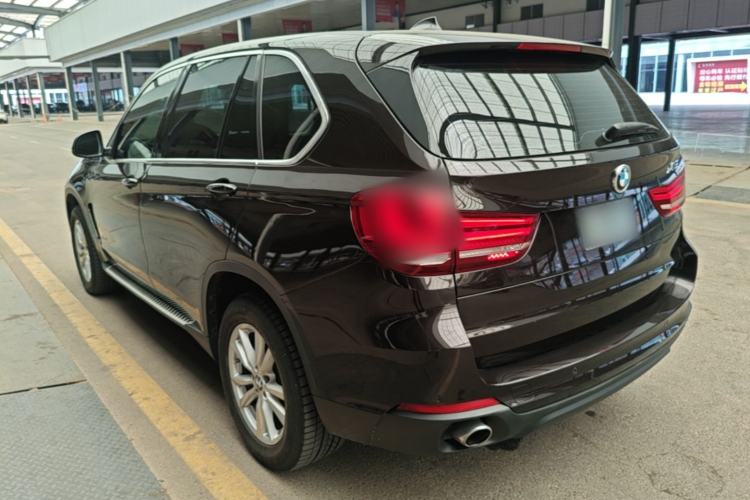 Used BMW X5 2016 xDrive35i Base Model Middle East Rear Left 45 Deg