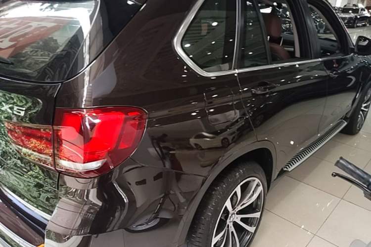 Used BMW X5 2016 xDrive35i parallel import Rear Right 45 Deg