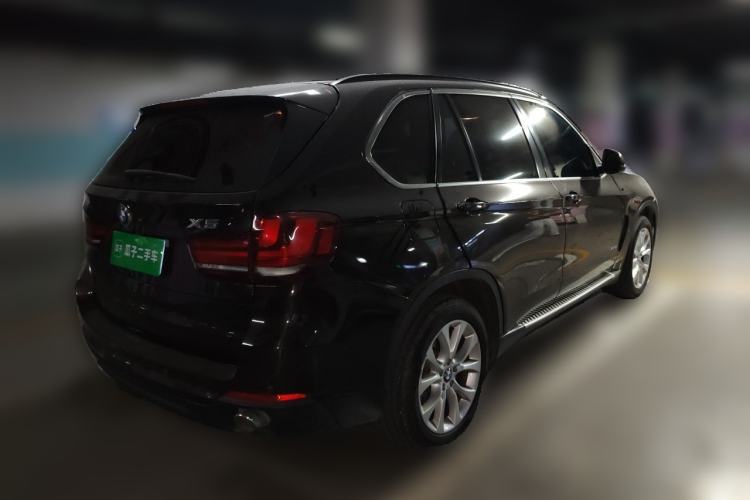 Used BMW X5  Rear Right 45 Deg
