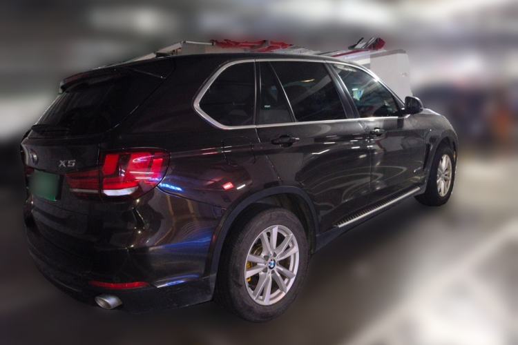 Used BMW X5  Rear Right 45 Deg