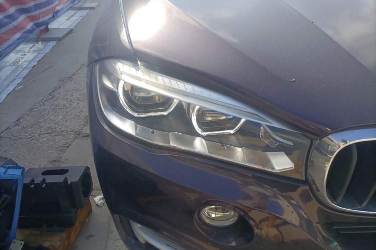 Used BMW X5  Right Front Headlight