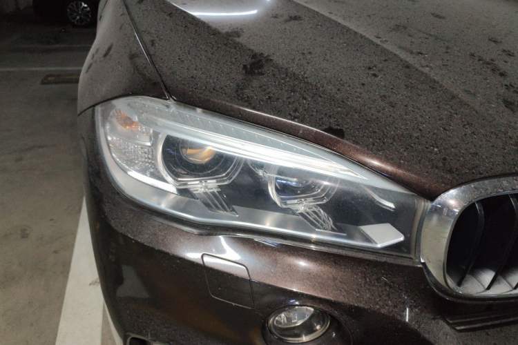 Used BMW X5  Right Front Headlight