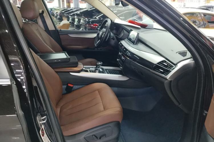 Used BMW X5 2016 xDrive35i parallel import Right Front Seat