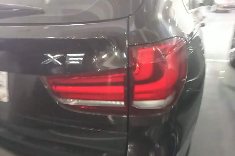 Used BMW X5 2016 xDrive35i parallel import Right Rear Taillight
