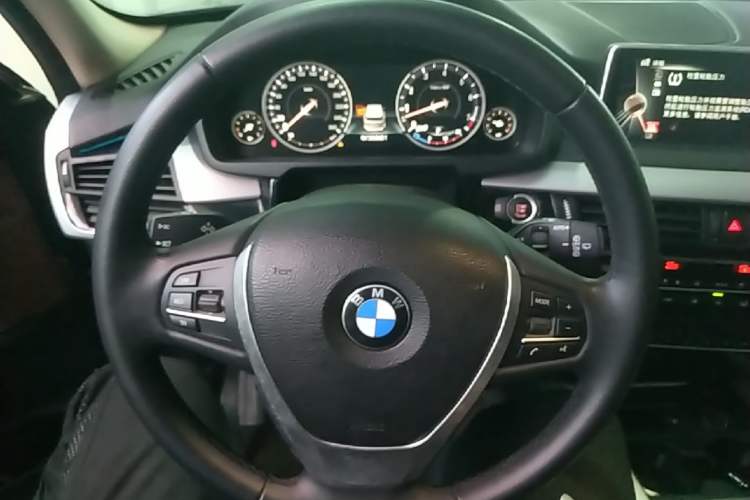 Used BMW X5 2016 xDrive35i parallel import Steering Wheel
