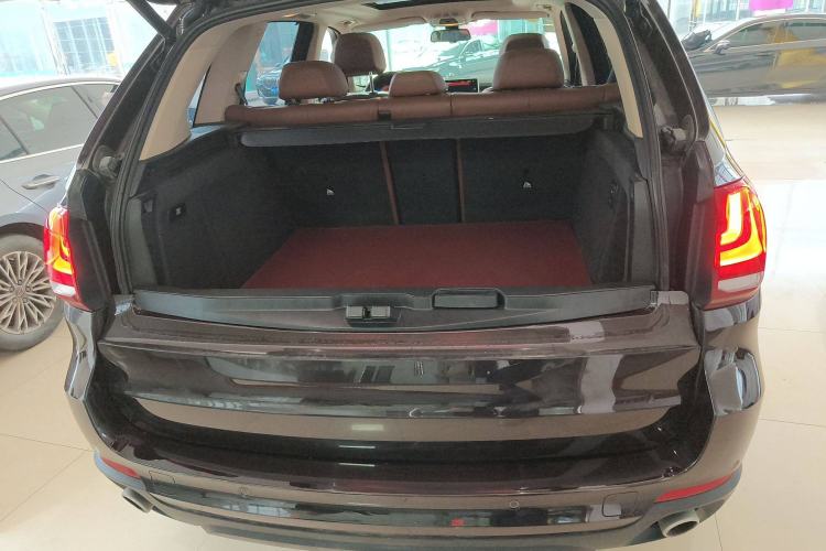 Used BMW X5 2016 xDrive35i Base Model Middle East Trunk
