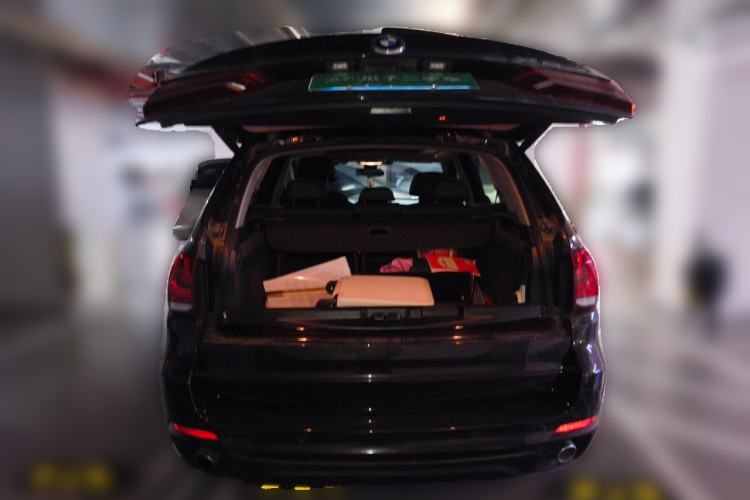 Used BMW X5  Trunk
