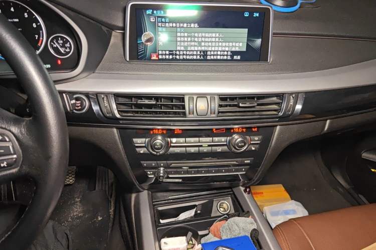 Used BMW X5  Audio And AC Panel