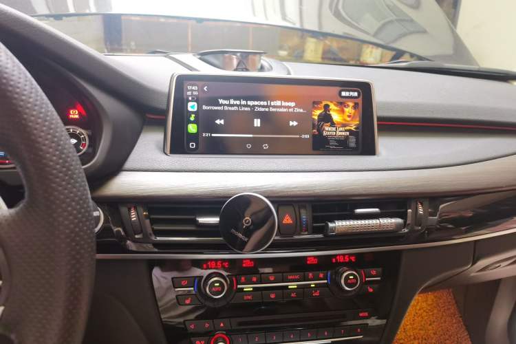 Used BMW X5  Audio And AC Panel